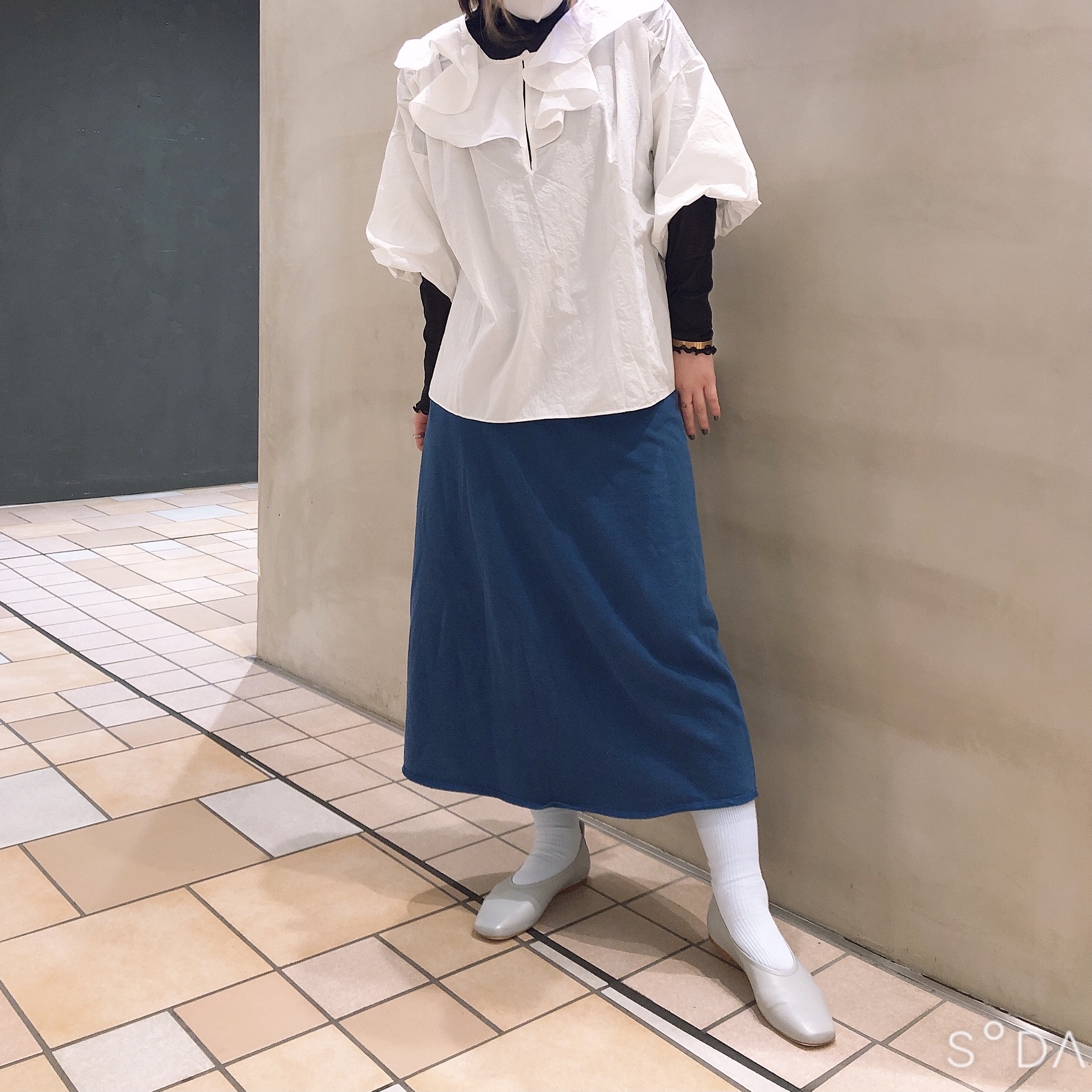 000035/bd72cb00.jpeg